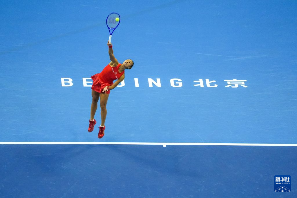 郑钦文晋级中网女单第三轮